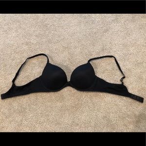 Black Body by Victoria push-up bra